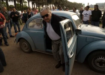 Presidente mais pobre do mundo: Ex-guerrilheiro tupamaro José Mujica morre aos 89 anos.