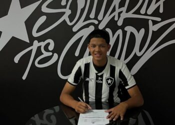 Nicolas Mendes , 16 anos,  de Cachoeiro/ES vai jogar no Botafogo