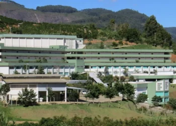 Alunos do IFES de Venda Nova do Imigrante/ES suspeitos de injúria racial contra mulher