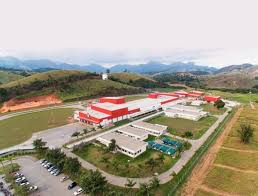 Justiça do Trabalho notifica Uniaves e Pif Paf de Castelo/ES por horas extras irregulares